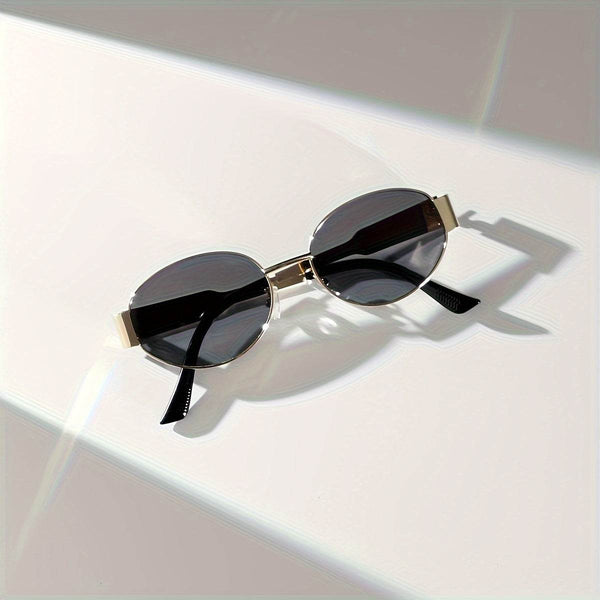 Must-Have Stylish Oval Glasses Vintage Metal Frame Elegance - SunglassesMart
