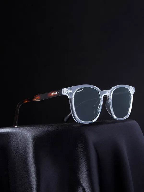The Tea Oval Black Sunglass - SunglassesMart