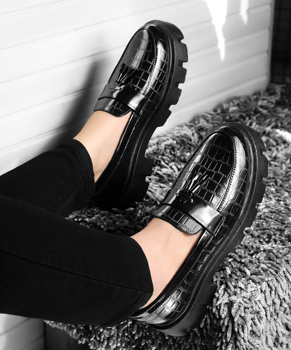 Vegan Leather Trendy Slip-On Sneakers for Men | British Casual Loafers