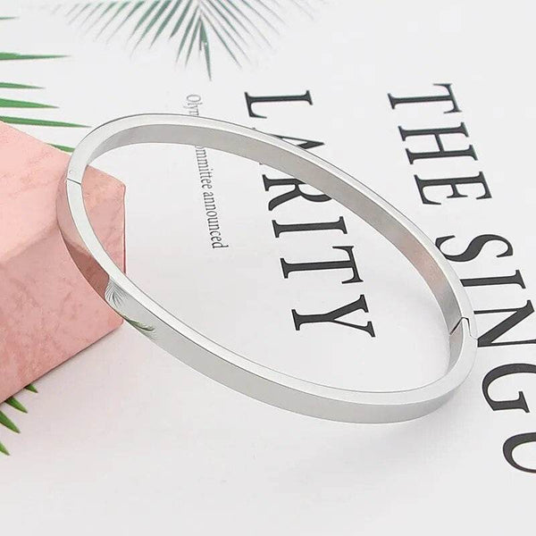 Elegant Love Charm Bangle - SunglassesMart