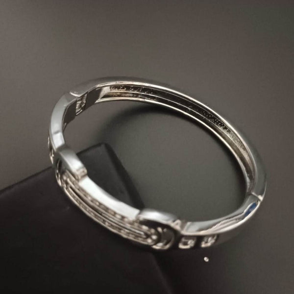 New Silver diamond Finish Bracelet For Men - SunglassesMart