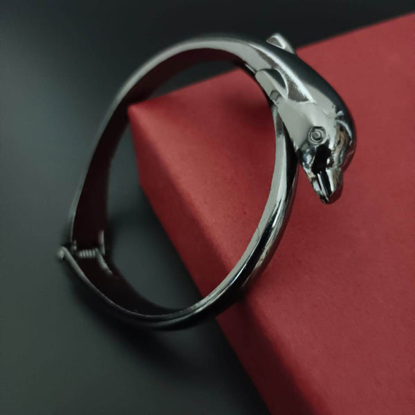 New Silver Dolphin Design Bracelet For Women and Girl- - SunglassesMart