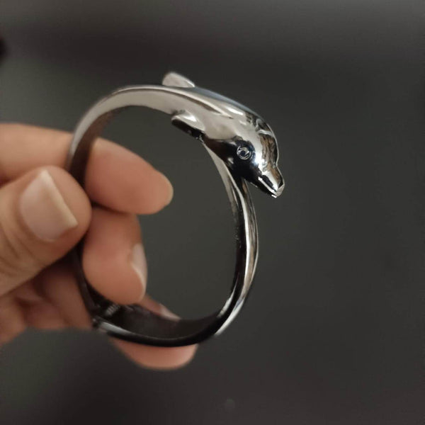 New Silver Dolphin Design Bracelet For Women and Girl- - SunglassesMart